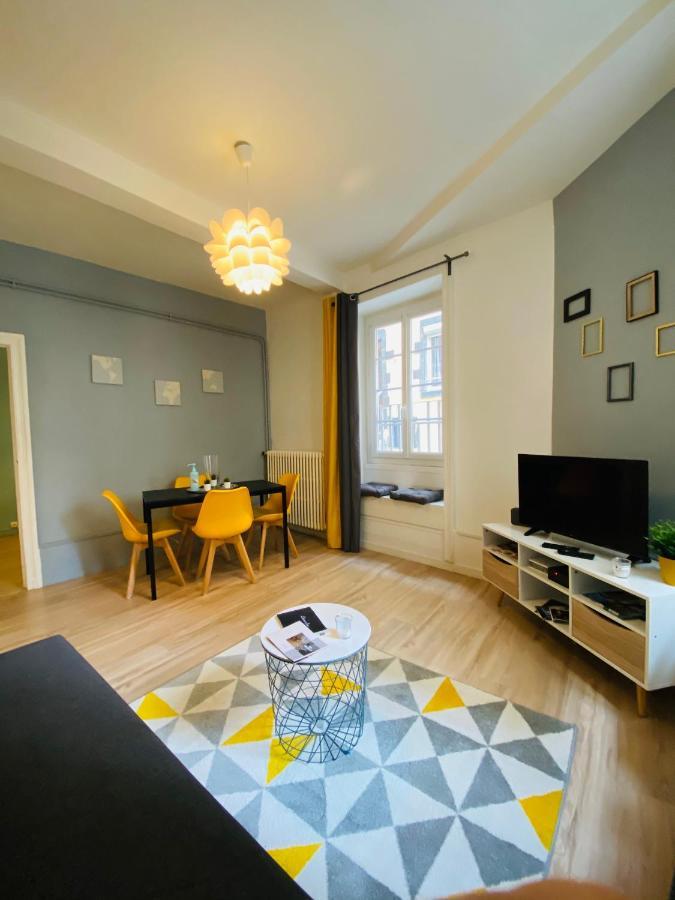 Nid Douillet Sur Plateau Clermont-Ferrand