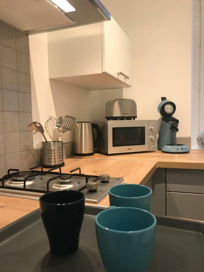 Nid Douillet Sur Plateau Clermont-Ferrand